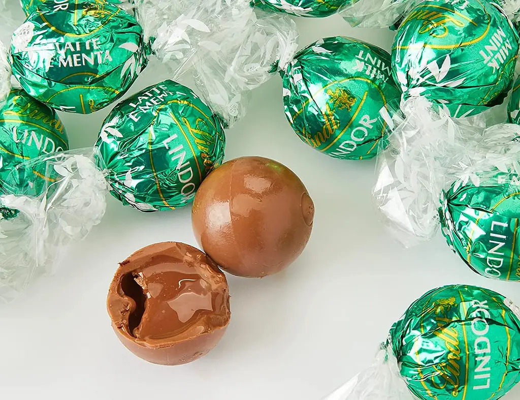 Шоколадні цукерки Lindt Lindor Mint 200g - фото 2