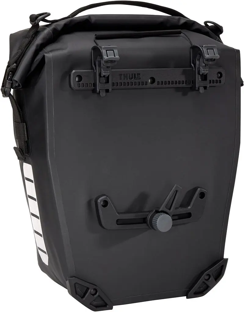 Велосипедная сумка Thule Shield Pannier 22L (1 шт.) (Black) 3205406 (TH 3205406) - фото 6
