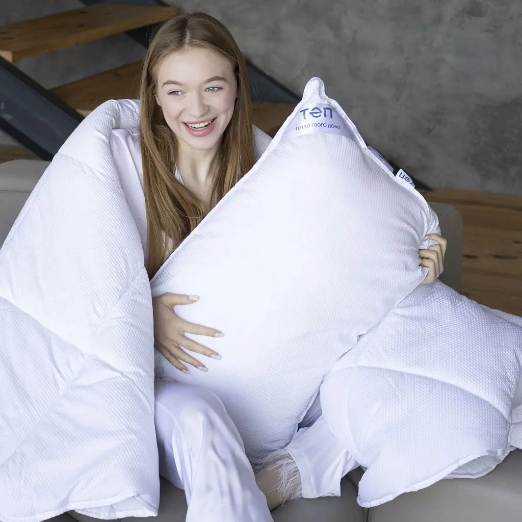 Подушка HUGGY 50x70 см (чохол не стьобаний) (в сумці) (3-04576_00000) - фото 4