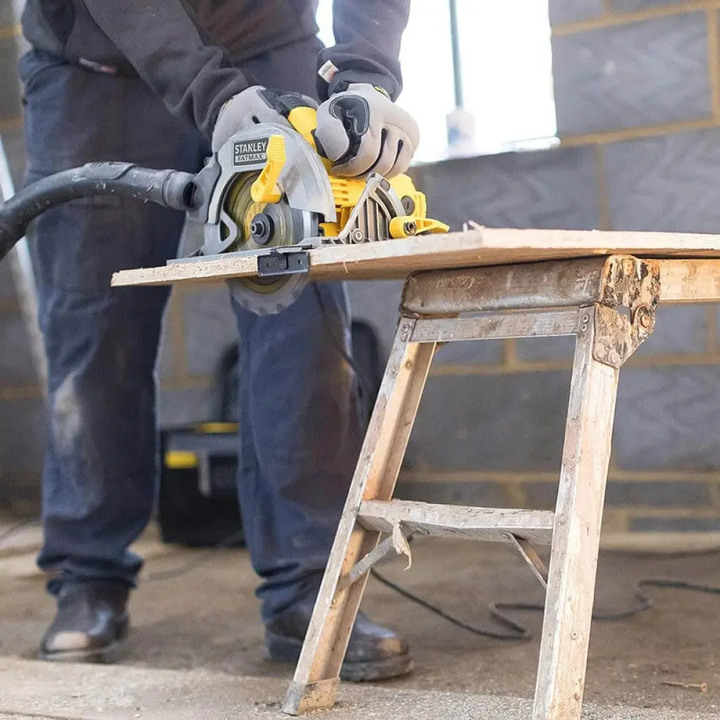 Циркулярная пила Stanley Fatmax с кейсом 1650 Вт (FME301K-QS) - фото 7