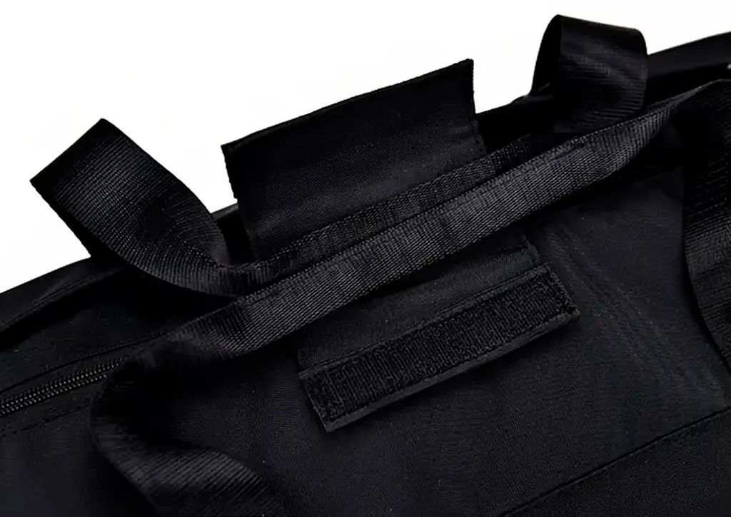 Спортивна сумка EasyFit ActivePack чорна (EF-8002-BK) - фото 4