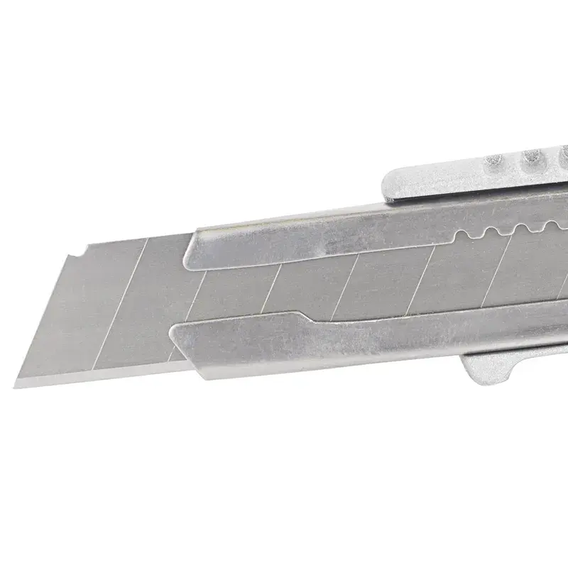 Ніж сегментний лезо 18 мм корпус металевий автоматичний замок GRAD (8215265) - фото 6