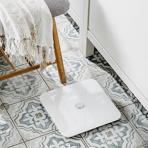 Аналітичні ваги підлогові Adler AD 8187 з додатком FitGo до 180 кг пам'ять 8 користувачів 12 показників Білі - фото 7