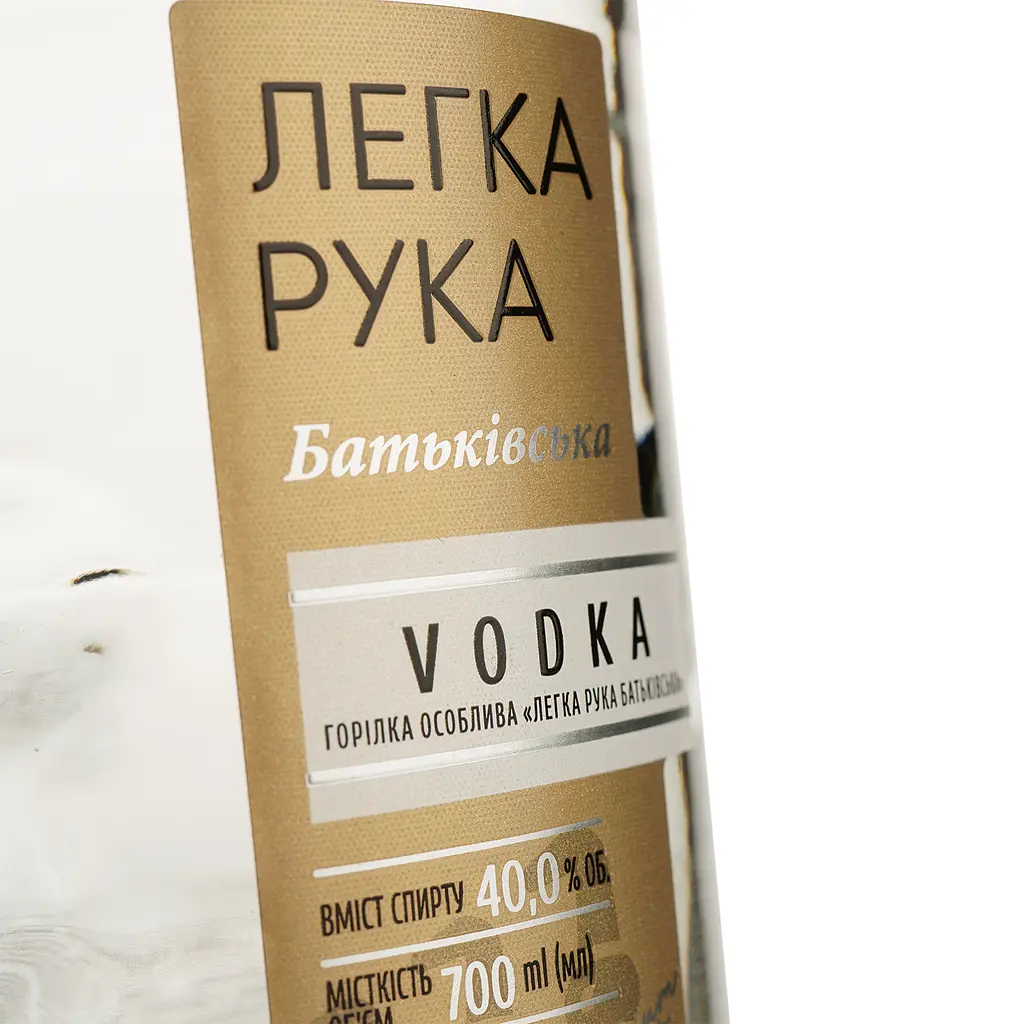 Водка особенная Легка Рука Родительская 40% 0.7 л - фото 3