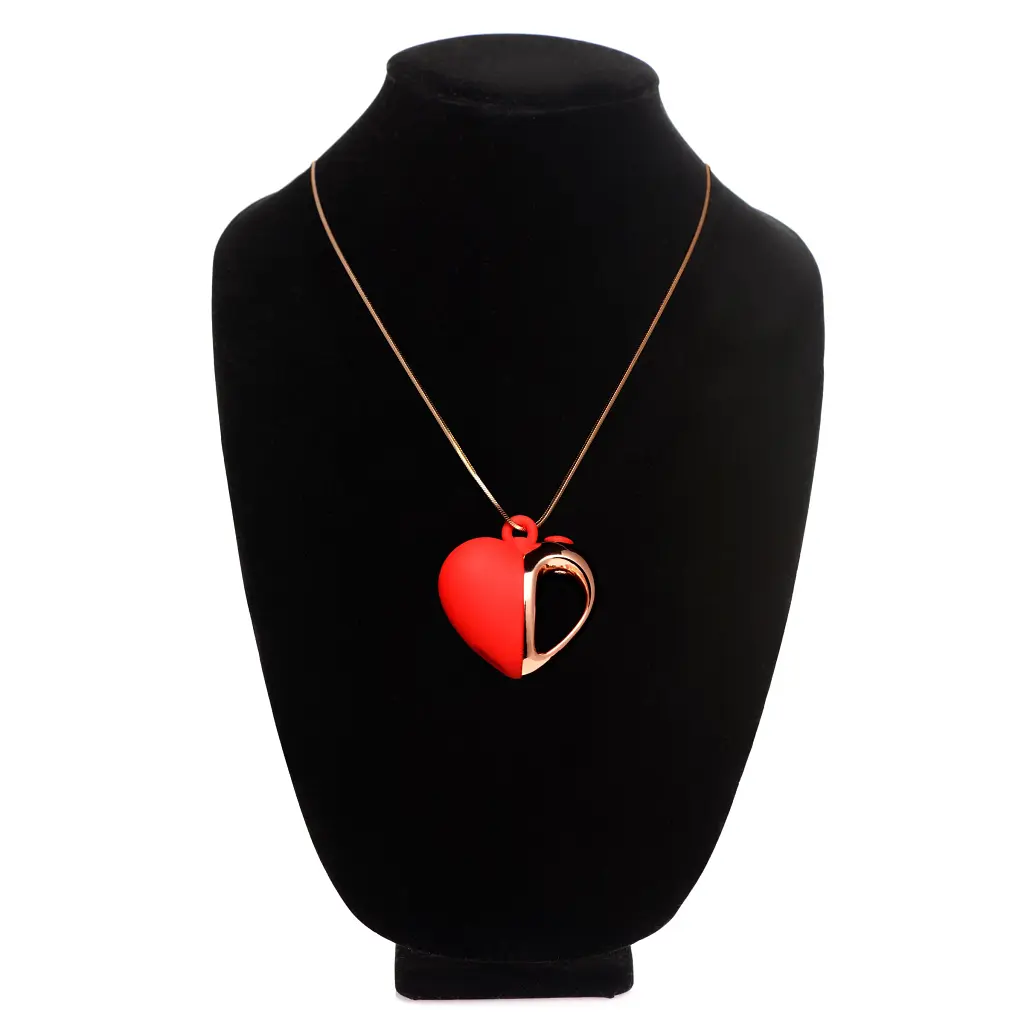 Кольє з підвіскою вібратором Charmed Vibrating Silicone Heart Necklace, 90 см (червоний) - фото 7