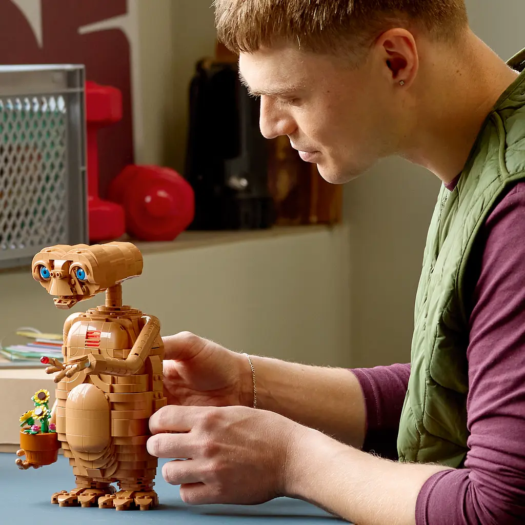 Конструктор LEGO Ideas E.T. the Extra-Terrestrial 1226 ел. (21370) - фото 13