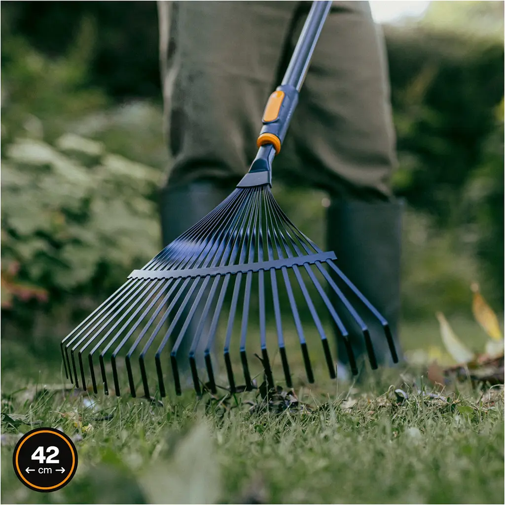 Набір Fiskars OneClick металеві віялові граблі та ручка L (1080714) - фото 3