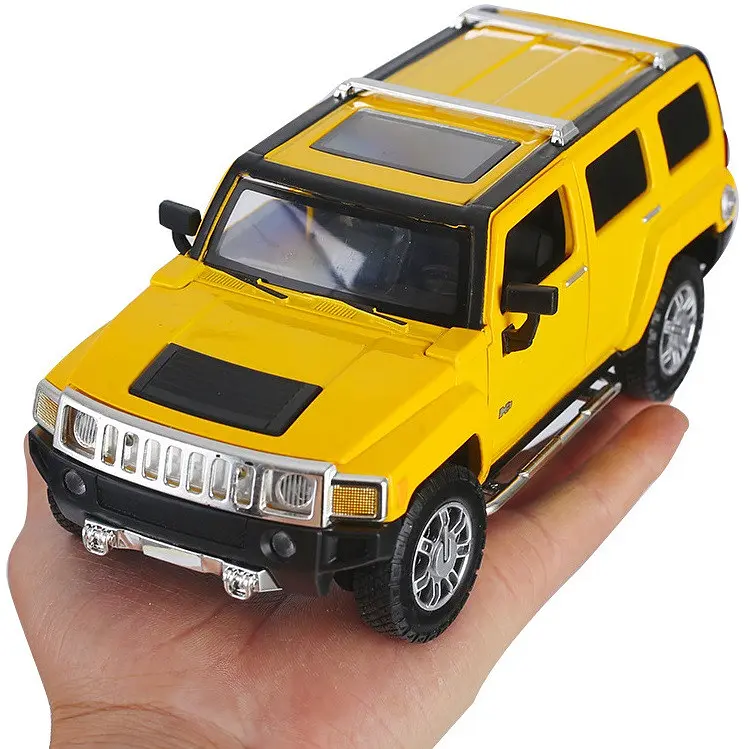 Колекційна металева модель автомобіля Автопром Hummer H3 з інерцією, світлом та звуком 1:24 - фото 3