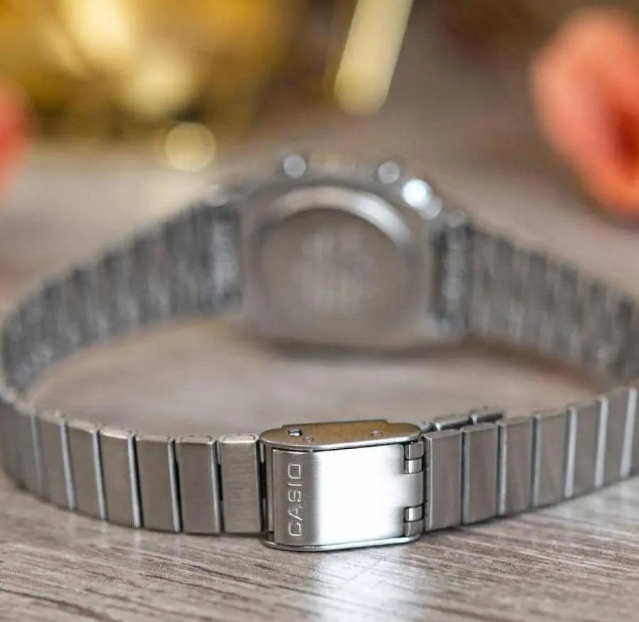 Годинник Casio LA670WES-4AEF - фото 2