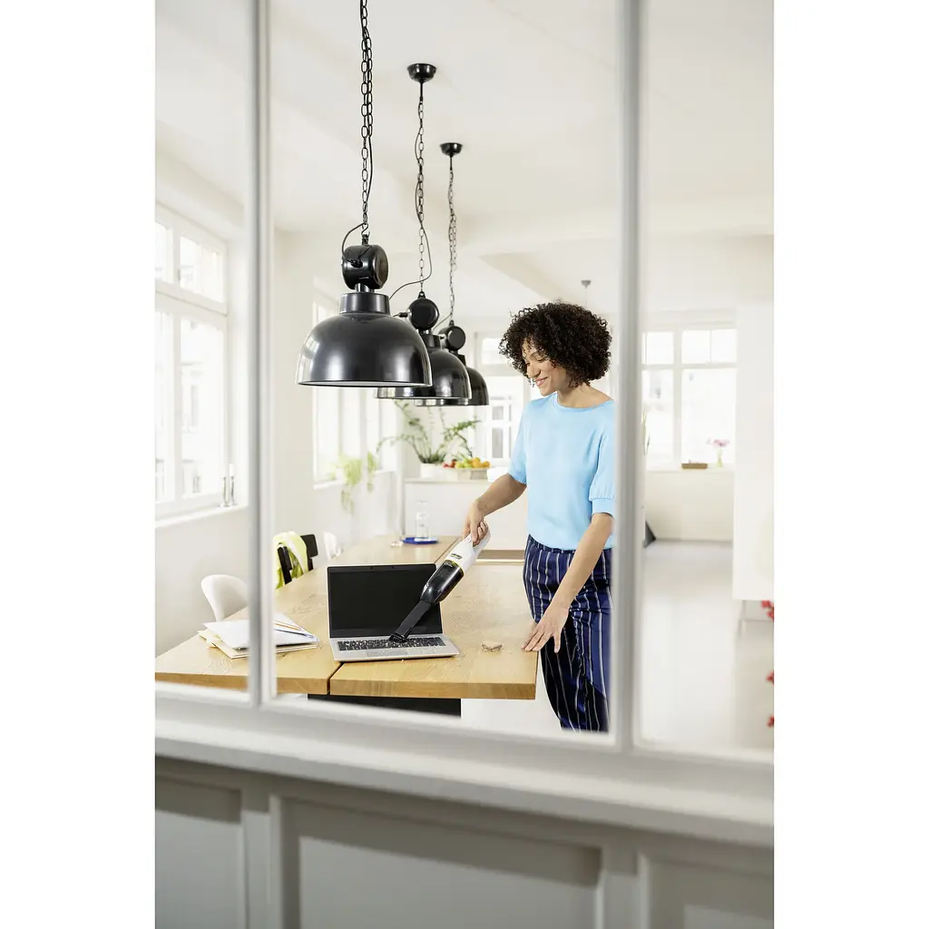 Пылесос для сухой уборки Karcher CVH 3 Plus белый (1.198-350.0) - фото 6