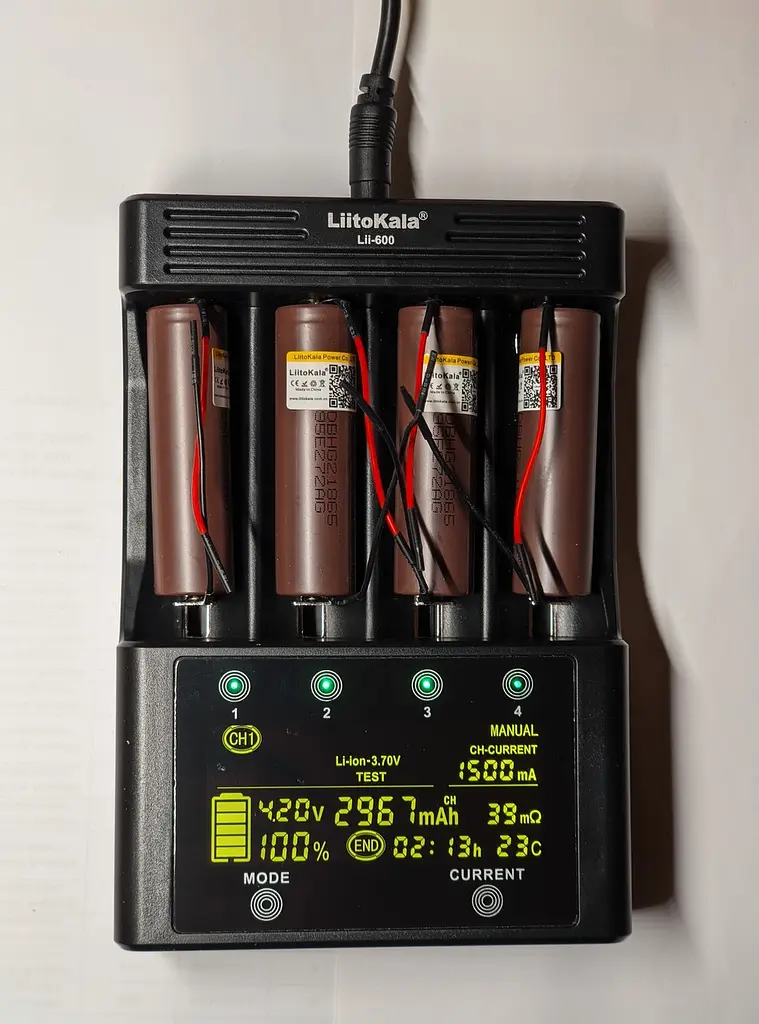 Аккумулятор 18650 LG HG2 3000mAh 3.7V 30А с проводами под пайку (Коричневый) - фото 2