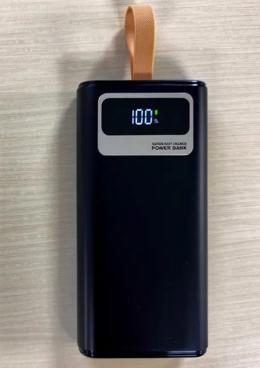 Портативний повербанк No Brand Power Bank Fast Charge 40000 mAh Чорний (2104619131) - фото 4