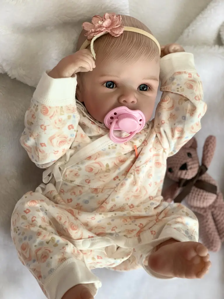 Силіконова колекційна лялька реборн новонароджена дівчинка пупс салі Reborn Dolls det0018810 - фото 4
