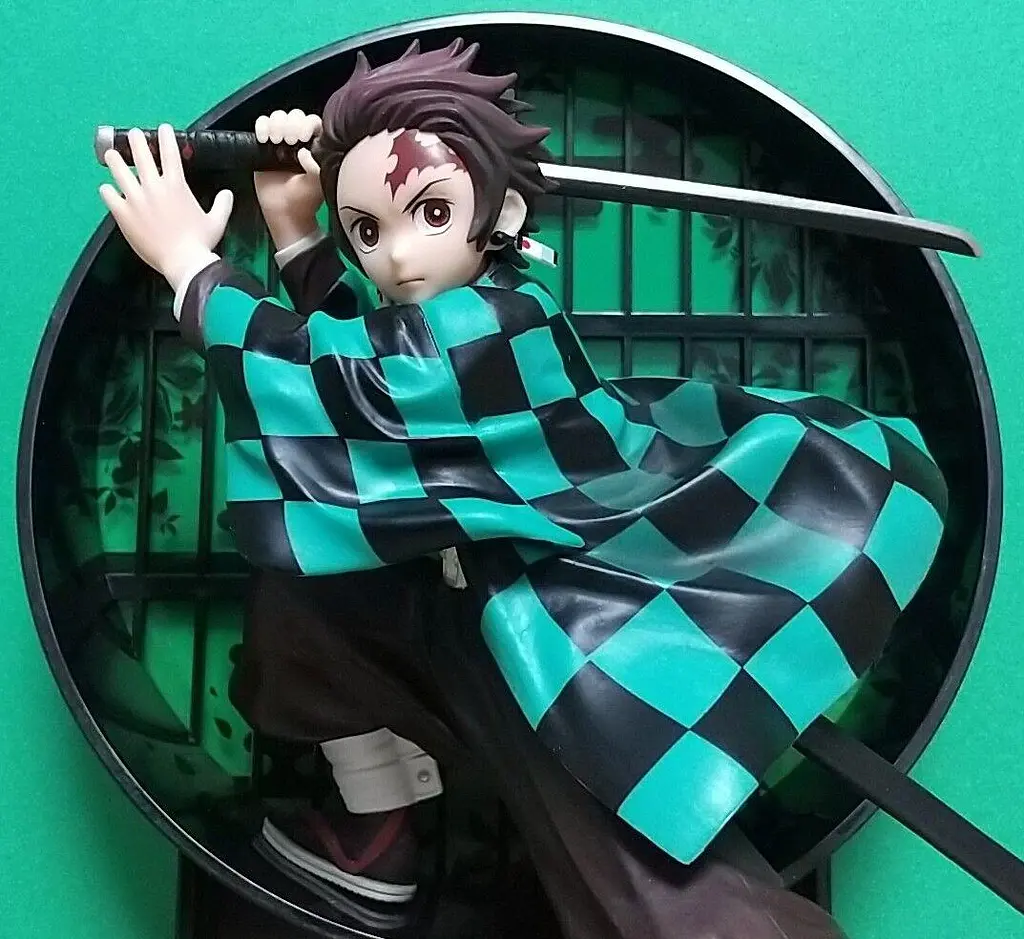 Фигурка Bandai Танджиро Комада Клинок рассекающий демонов Tanjiro Demon Slayer 19 см WST  DS TK 131 - фото 2