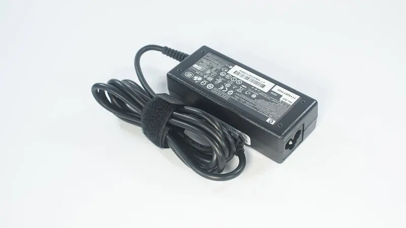 Блок живлення для ноутбука HP 18.5V, 3.5A, 65W, 7.4x5.0-PIN, Black (384019-002, 384019-001, 391172-001) (без кабеля) - фото 2