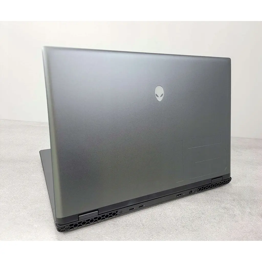 Ноутбук Dell Alienware m16 R2, Ultra 9 185H, 64GB, 1TB, QHD +, 4060 - фото 5