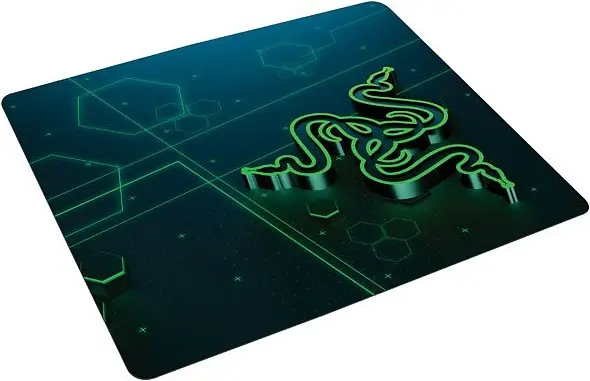 Игровая поверхность Razer Goliathus Mobile Small (RZ02-01820200-R3M1) [76717] - фото 3