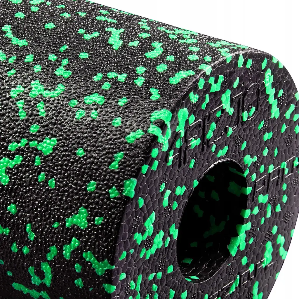 Масажний ролик 4FIZJO EPP PRO+ 45 x 14.5 см (валик, ролер) гладкий 4FJ0088 Black/Green (P-5907739310590) - фото 3