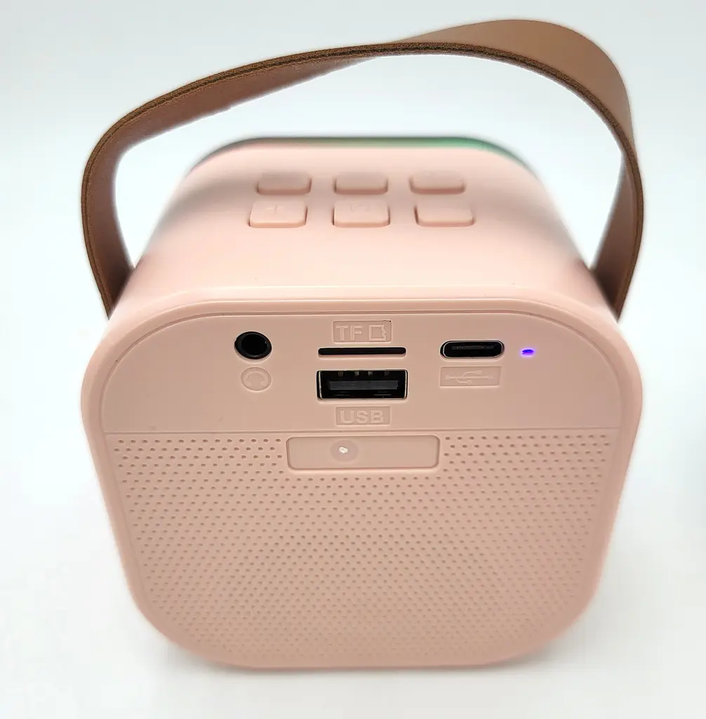 Дитяче міні караоке портативна Bluetooth колонка з 2 бездротовими мікрофонами та LED RGB підсвічуванням функція зміни голосу UKC K12 рожевий - фото 4