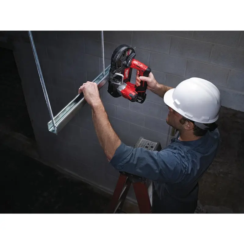 Пила стрічкова акумуляторна MILWAUKEE, M12 BS-402C (зарядний пристрій С12 С, 2 акумулятори М12 В4 4Ач, полотно, кейс) - фото 8