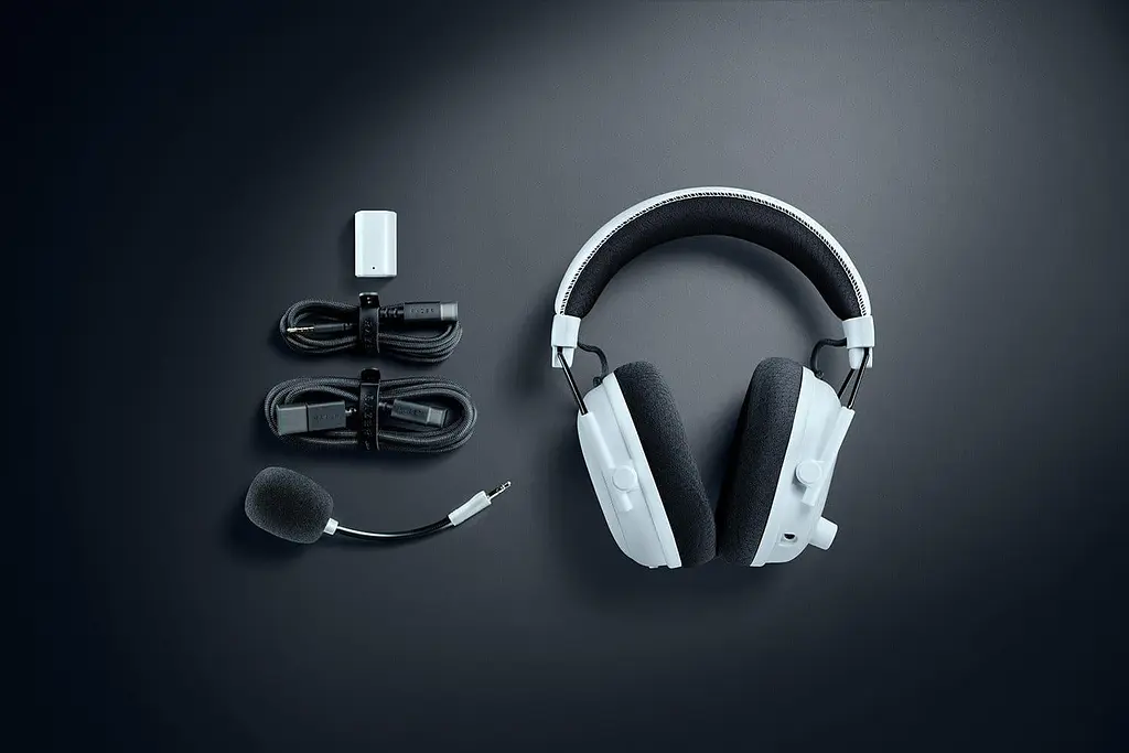 Игровая гарнитура Razer Blackshark V3 PRO Wireless White (RZ04-05400200-R3M1) - фото 8