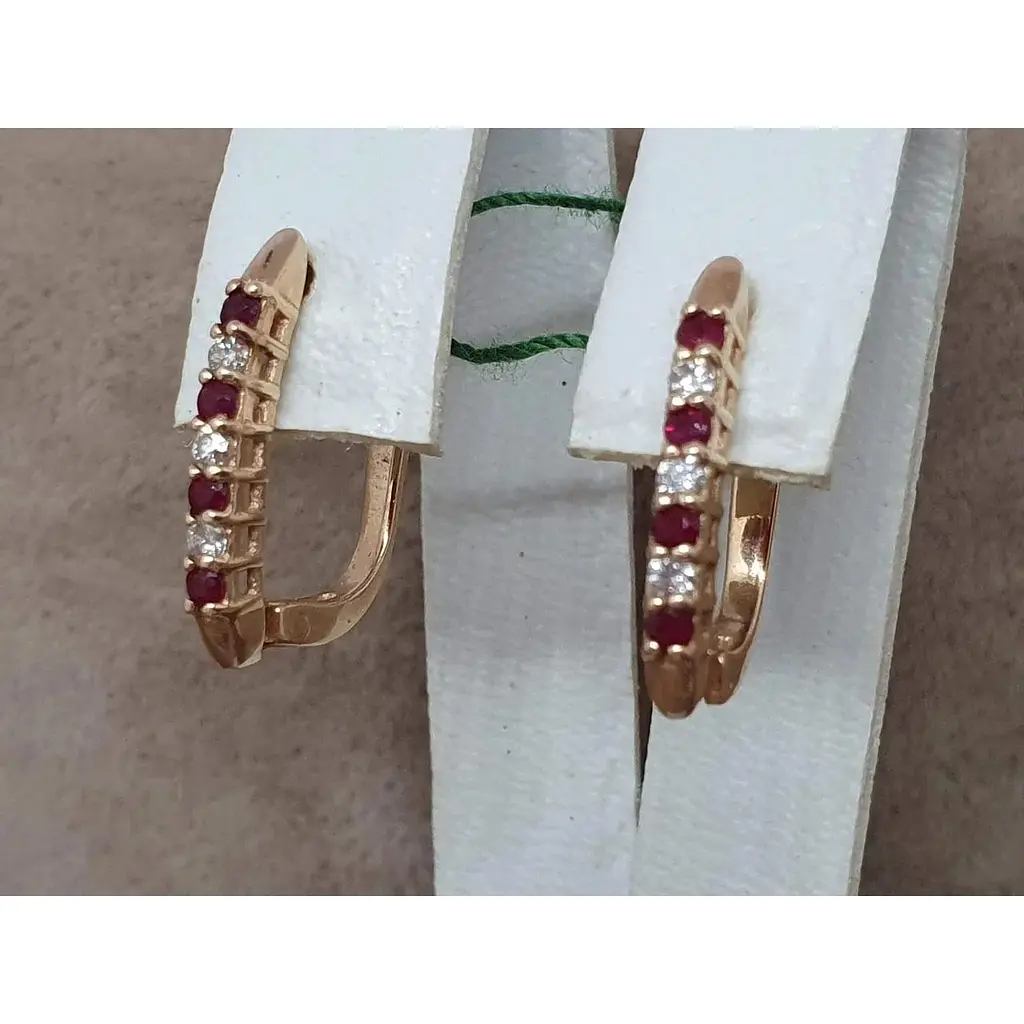 Золоті сережки ЮЗ "Багет" з діамантами та рубінами. 2877 - фото 3