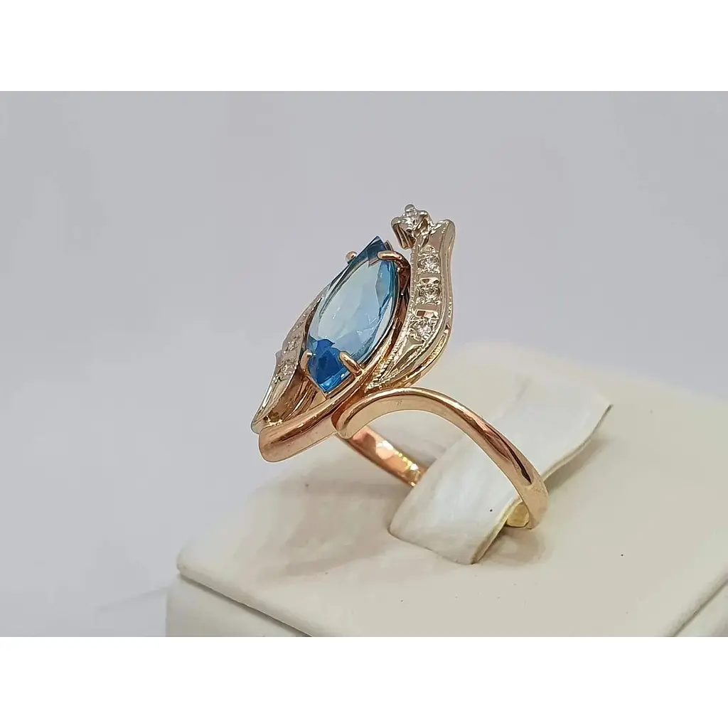 Золоте кільце Гаразд з діамантами і топазом. 3022188 19 - фото 3