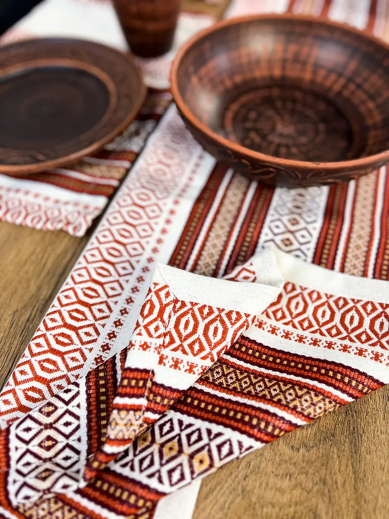 Льняная дорожка с украинским орнаментом Луч 140х40 см Красный - фото 9