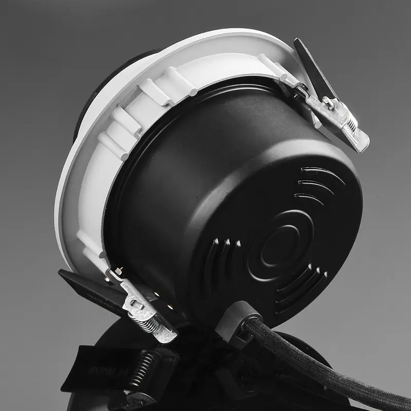Світильник врізний поворотний Brille KW-4/50W GU10 DL SL MR16 L105-010 - фото 2