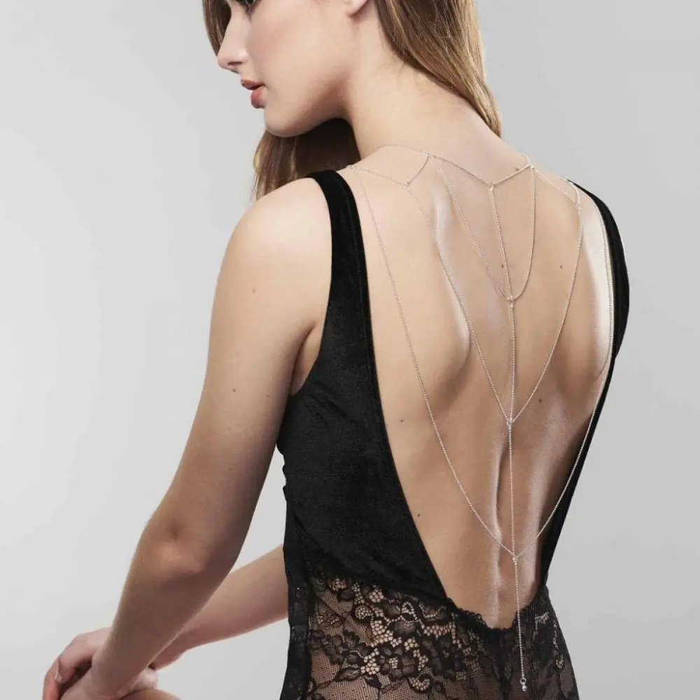 Ланцюжок для спини, прикраса для тіла Bijoux Indiscrets Magnifique Back and Cleavage Chain (сріблястий) - фото 2