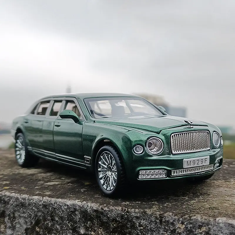 Колекційна металева модель седана АвтоЕксперт Bentley Mulsanne з інерцією, світлом та звуком 1:24 - фото 9