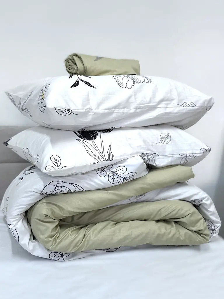 Простирадло без резинки Ecotton Євро 220х240 см із сатину зеленого кольору 24303 (25358)