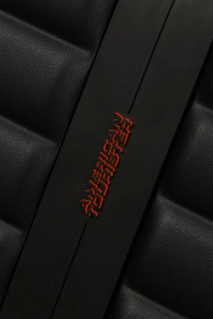 Валіза 55 См American Tourister NEOVIBE TRUE BLACK 55x40x20(23) MK4*09001 - фото 12