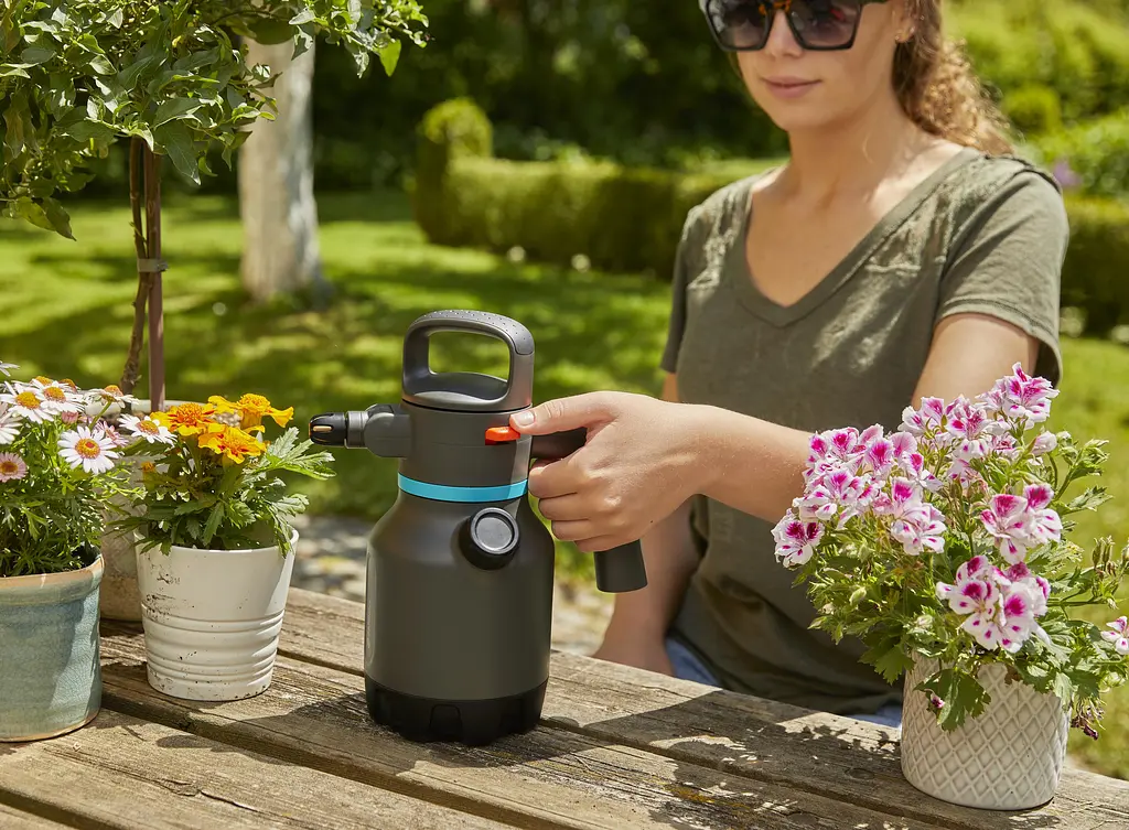 Обприскувач Gardena ручний помповий з латунним соплом 1.25 л (11120-20.000.00) - фото 9