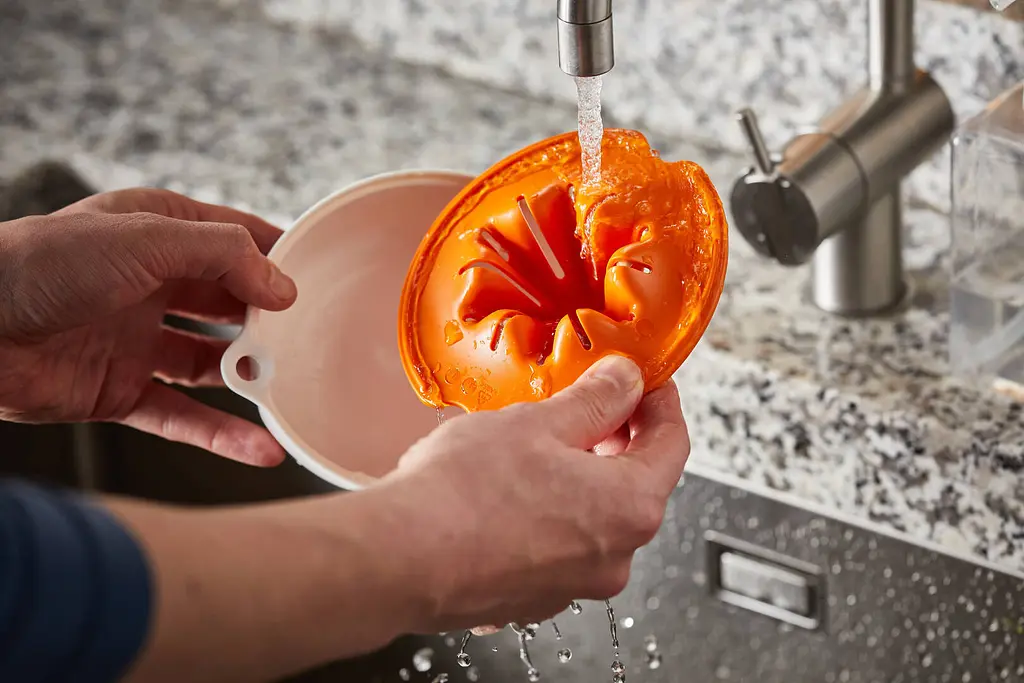 Соковижималка для цитрусових Fiskars Functional Form 1016125 - фото 5