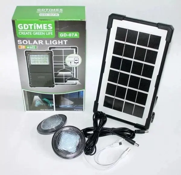 Портативна зарядна станція GDLITE GD-07А · Сонячна панель з акумулятором · Світлодіодний ліхтар та дві лампочки 30 W - фото 5