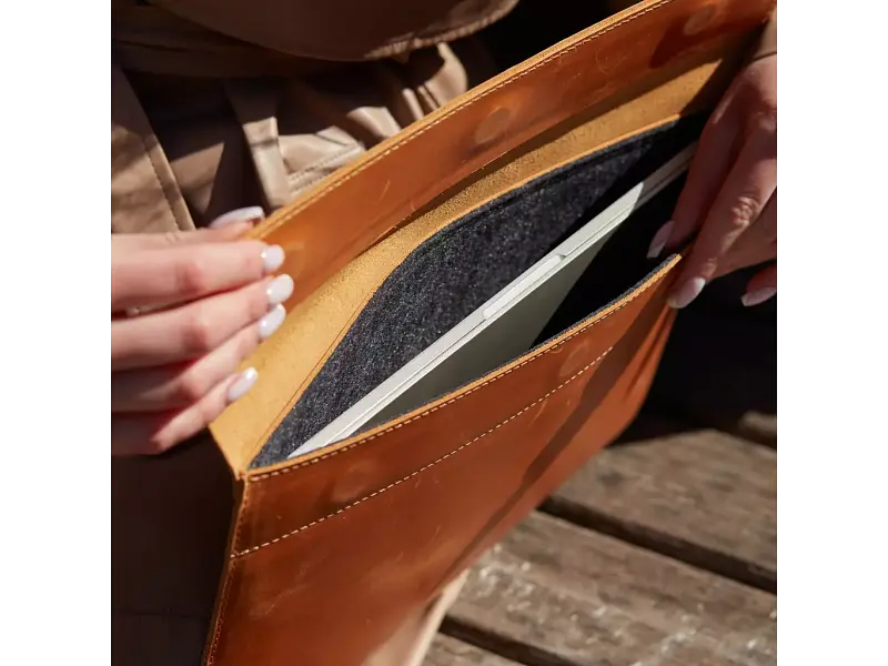 Чохол для ноутбука InCarne Klouz MacBook Pro 16 2019-2025 (вінтажний) коньяк (klouz-cognac-vintage-pro-16) - фото 5