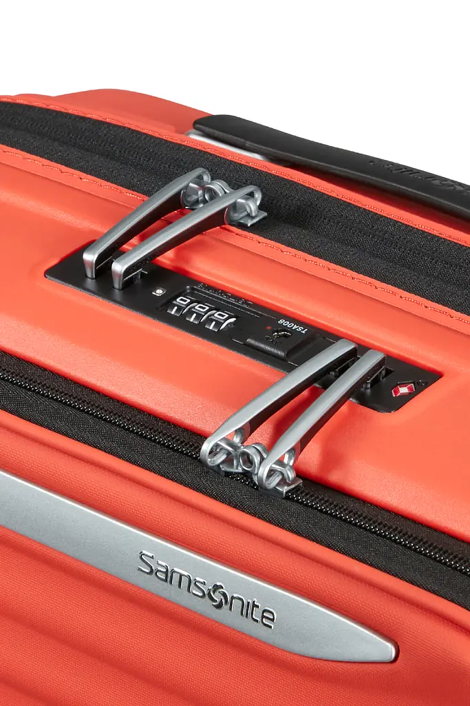 Валіза 55 См Samsonite UPSCAPE LAVA 55x40x23(26) KJ1*76007 - фото 5