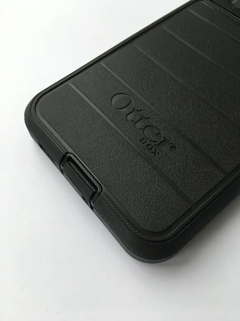 Чохол протиударний із кліпсою-підставкою OtterBox Defender Series Pro 27-54584-20 для Samsung Galaxy S21 Ultra (6.8") Black - фото 4