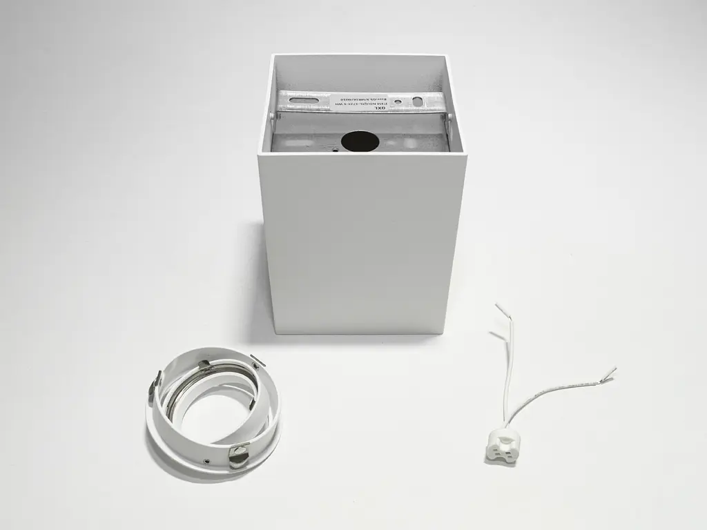 Світильник накладний точковий Diasha QXL-1724-S-WH MR16 G5.3, 40 Вт, білий, для коридору та кухні - фото 4
