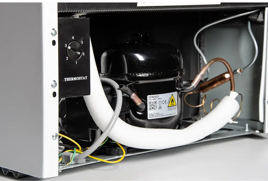 Холодильник (міні-бар) Liberton LRU 51-42H - фото 10