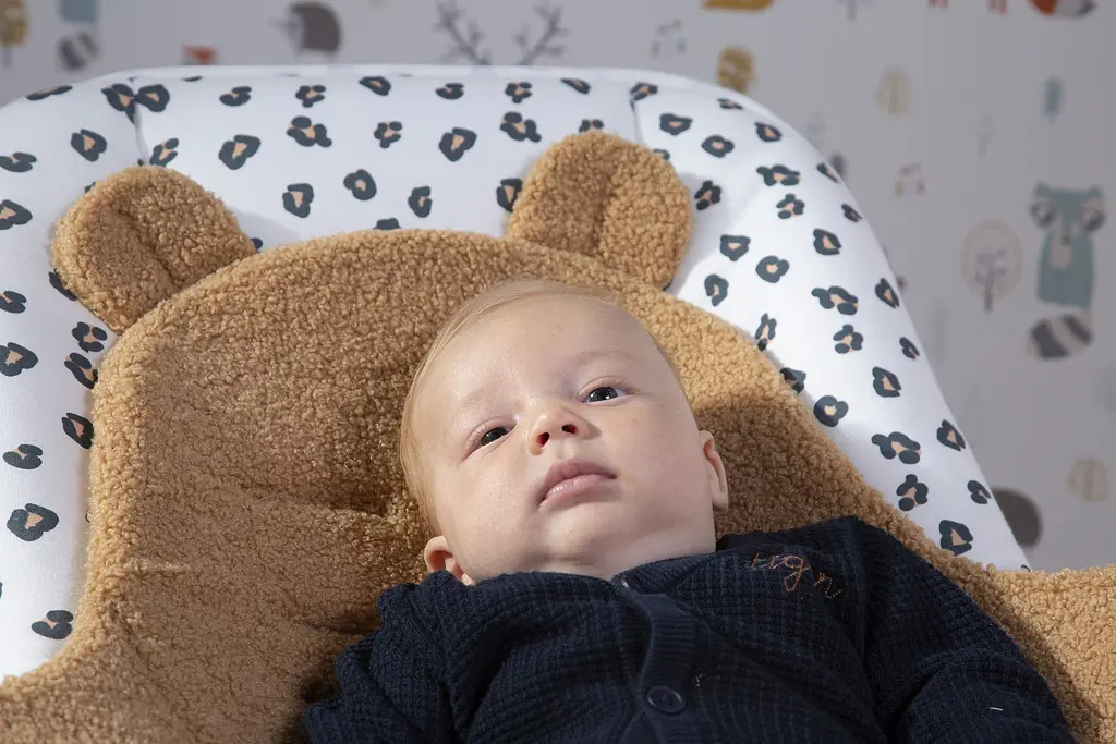Універсальна подушка до стільця для годування Childhome, бежевий (CCSCTB) - фото 11