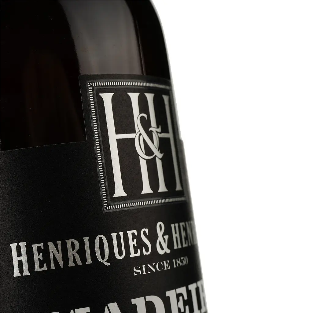 Вино Henriques&Henriques Madeira Medium Dry, белое, полусухое, 19%, 0,5 л (7646) - фото 3