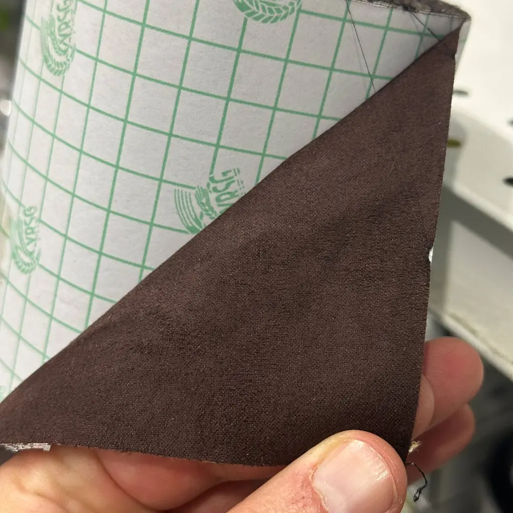 Алькантара самоклеюча Корея Поліпшений клей (Ширина 1450 мм Довжина 1000 мм) Коричнева (G-28) - фото 2