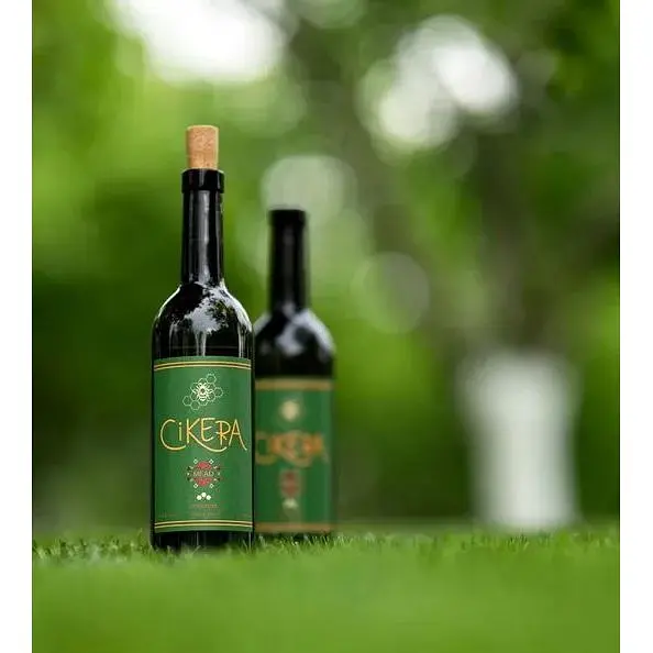 Мед питний Сікера Особлива напівсухий, білий 13.3% 0.75 л - фото 2