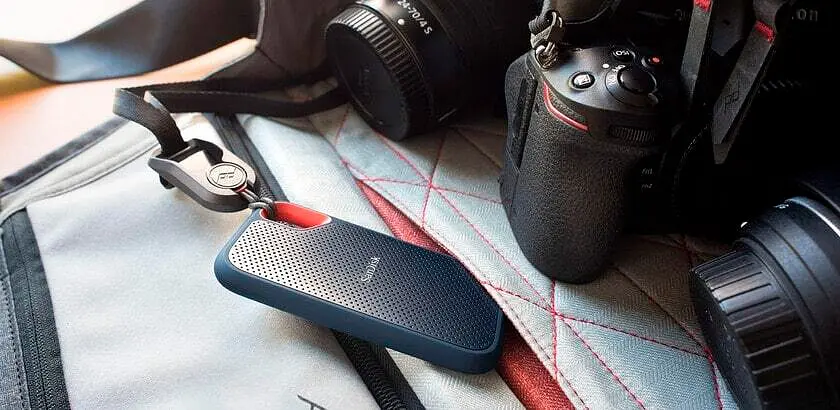 Зовнішній SSD накопичувач SanDisk Extreme Portable V2 2 TB (SDSSDE61-2T00-G25/SDSSDE61-2T00-G30) [96635] - фото 7