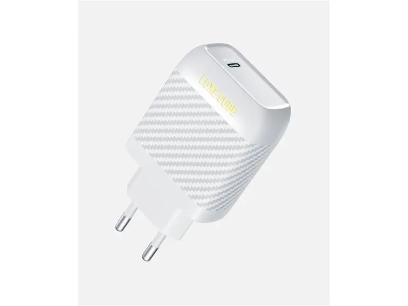Мережевий зарядний пристрій Luxe Cube Dynamic 18 W White (1USBx3A) (4446689880643)