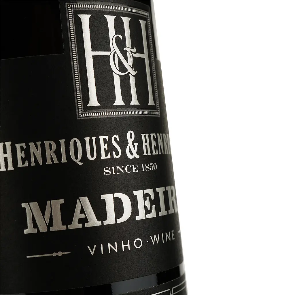 Вино Henriques & Henriques Madeira 10yo Boal, белое, полусладкое, 20%, 0,5 л - фото 3