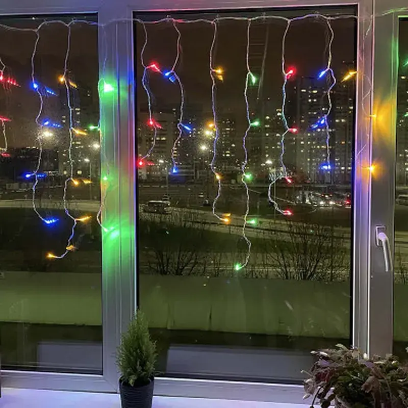 Гірлянда ColorWay Бахрома 3мx0.6м 100Led IP20 кольорова (CW-GF-100L36VMC) - фото 10