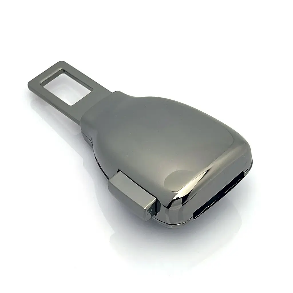 Заглушка перехідник ременя безпеки з логотипом Ford Темний хром 1 шт - фото 4